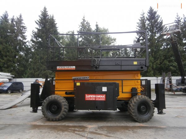 Ножничный подъемник JLG 40 RTS (107а) - 14,04м