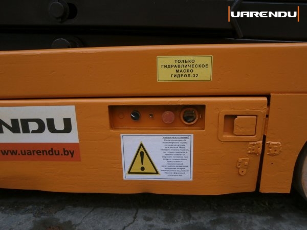 Ножничный подъемник UpRight MX 32 - 11,8м