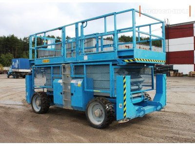 Ножничный подъемник Genie GS 4390RT - 15м