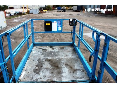 Ножничный подъемник Genie GS 4390RT - 15м